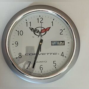 Rare Chevrolet Corvette Cars Quartz Wall Clock with Day/Date Silver Gray Black